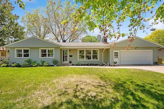 1113 Rachael St, Waterloo, IA 50701