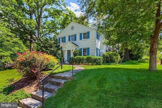 6008 Wynnwood Rd, Bethesda, MD 20816