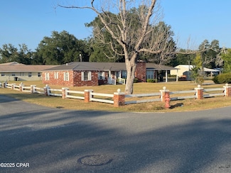 6920 Florida St, Grand Ridge, FL 32442