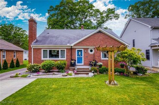 196 Tomahawk Dr, Avon Lake, OH 44012