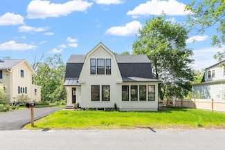 23 Shirley St, Concord, MA 01742
