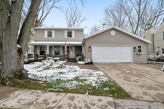 1750 Whitfield Rd SE, Grand Rapids, MI 49506