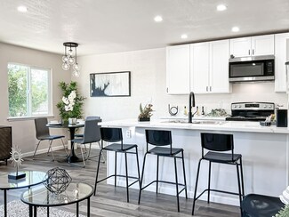 123 La Fresa Ct Unit 3, Sacramento, CA 95823