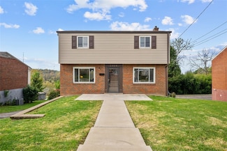 1120 Portsmouth Dr, McKeesport, PA 15133