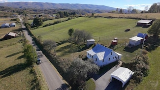 270 Burgundy Ln, Rural Retreat, VA 24368