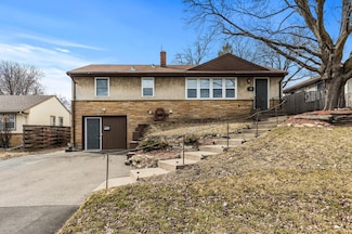1442 7th Ave S, South Saint Paul, MN 55075
