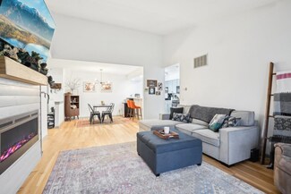 1022 S Sunnyvale Ln Unit F, Madison, WI 53713