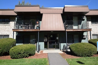4 Strawberry Bank Rd Unit 12, Nashua, NH 03062
