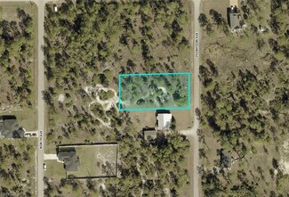 1221 Thompson Ave, Lehigh Acres, FL 33972