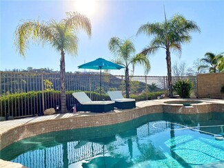 35764 Red Leaf Ln, Murrieta, CA 92562