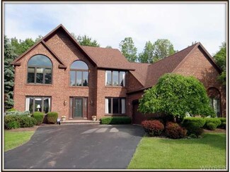 97 King Anthony Way, Getzville, NY 14068