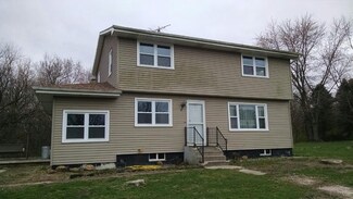 3223 N 2280 East Rd, Saint Anne, IL 60964
