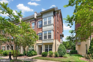 839 Regents Square Unit 352, National Harbor, MD 20745