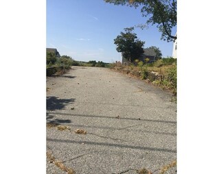 396 Massasoit Rd, Worcester, MA 01604