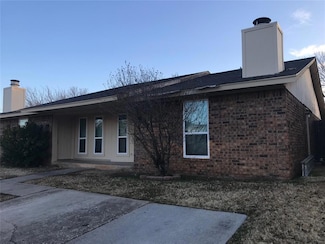 1015 N 5th St, Noble, OK 73068