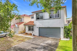 10764 Lenox Rd, Hollywood, FL 33026