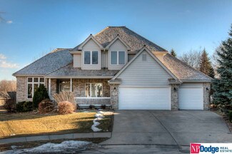 17103 R Cir, Omaha, NE 68135