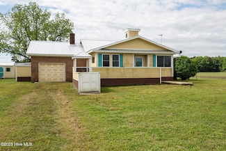 993 Lake Rd, Willard, NC 28478