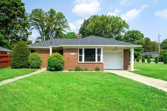 1741 Rockne Dr, South Bend, IN 46617
