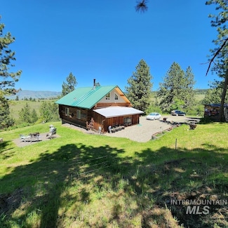 945 Lawtons Ln, White Bird, ID 83554