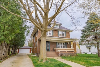 1113 2nd St, New Glarus, WI 53574