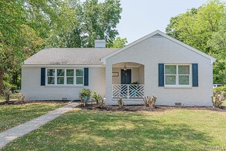 2970 King William Ave, West Point, VA 23181