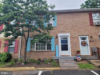 113 Warren Cir, Stephens City, VA 22655