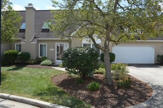 10382 W Cobblestone Ln, Twinsburg, OH 44087