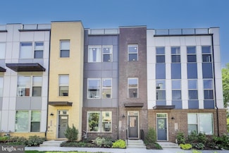 5004 Oakmoore Dr, Rockville, MD 20852