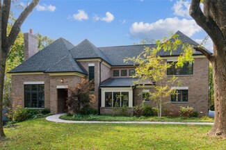 39 Fair Oaks Dr, Saint Louis, MO 63124