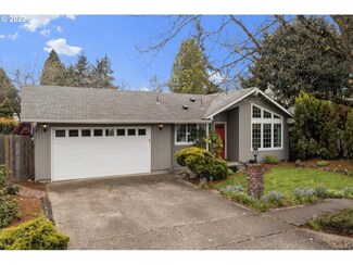 482 Panda Loop, Eugene, OR 97401