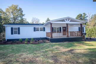 318 Blackberry Ln, Pomaria, SC 29126
