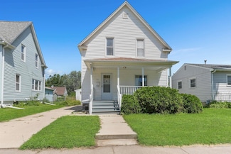 917 Hawthorne Ave, Waterloo, IA 50702