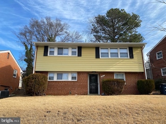 6504 Perry St, Hyattsville, MD 20784