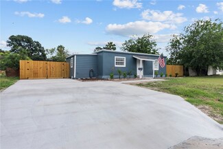 3814 Willow St, Corpus Christi, TX 78411