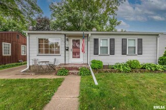 3825 Homestead Ave, Davenport, IA 52802