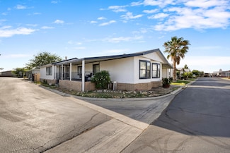 2121 E I Unit 47, Lancaster, CA 93535