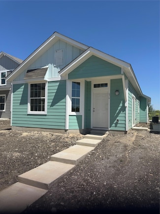 676 Ferrule Dr, Kyle, TX 78640