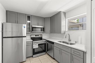 4215 N University Dr Unit 203, Sunrise, FL 33351