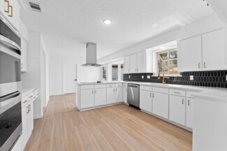 12019 Sleepy Pines Dr, Houston, TX 77066