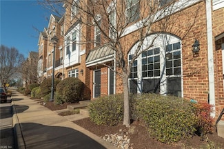 650 Claire Ln, Newport News, VA 23602