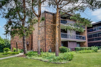 14620 Scarborough Ct Unit M2, Oak Forest, IL 60452