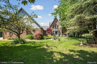 6279 7 Mile Rd, South Lyon, MI 48178