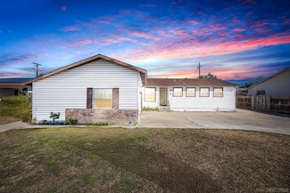 879 Date Ave, Chula Vista, CA 91911