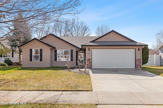 7651 N Joanna Dr, Coeur D Alene, ID 83815