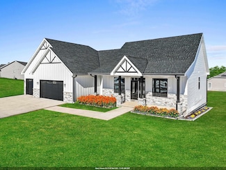 1653 Sweetbriar Way, Green Bay, WI 54311
