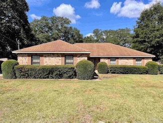 7416 Saint James Place, Pensacola, FL 32506