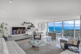 607 Ocean Dr Unit 10J, Key Biscayne, FL 33149