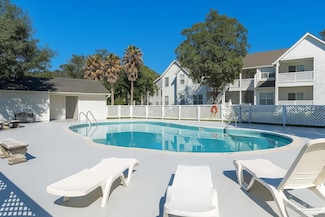 601 E Burgess Rd Unit C8, Pensacola, FL 32504