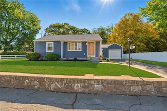 132 Greenville Rd, North Smithfield, RI 02896